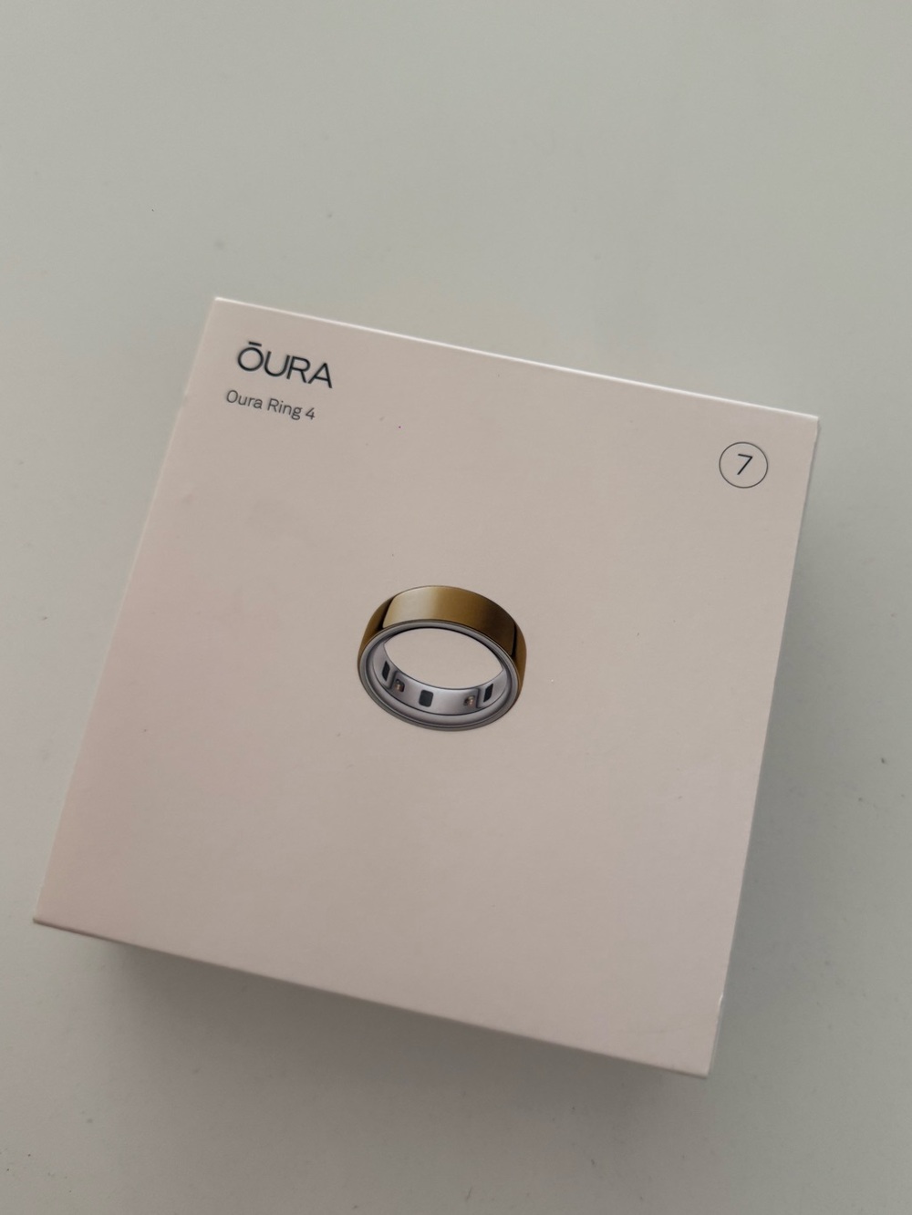 Oura Ring 4 — Gold